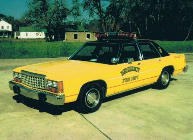 1984 Ford Crown Vic (Chiefs Car)